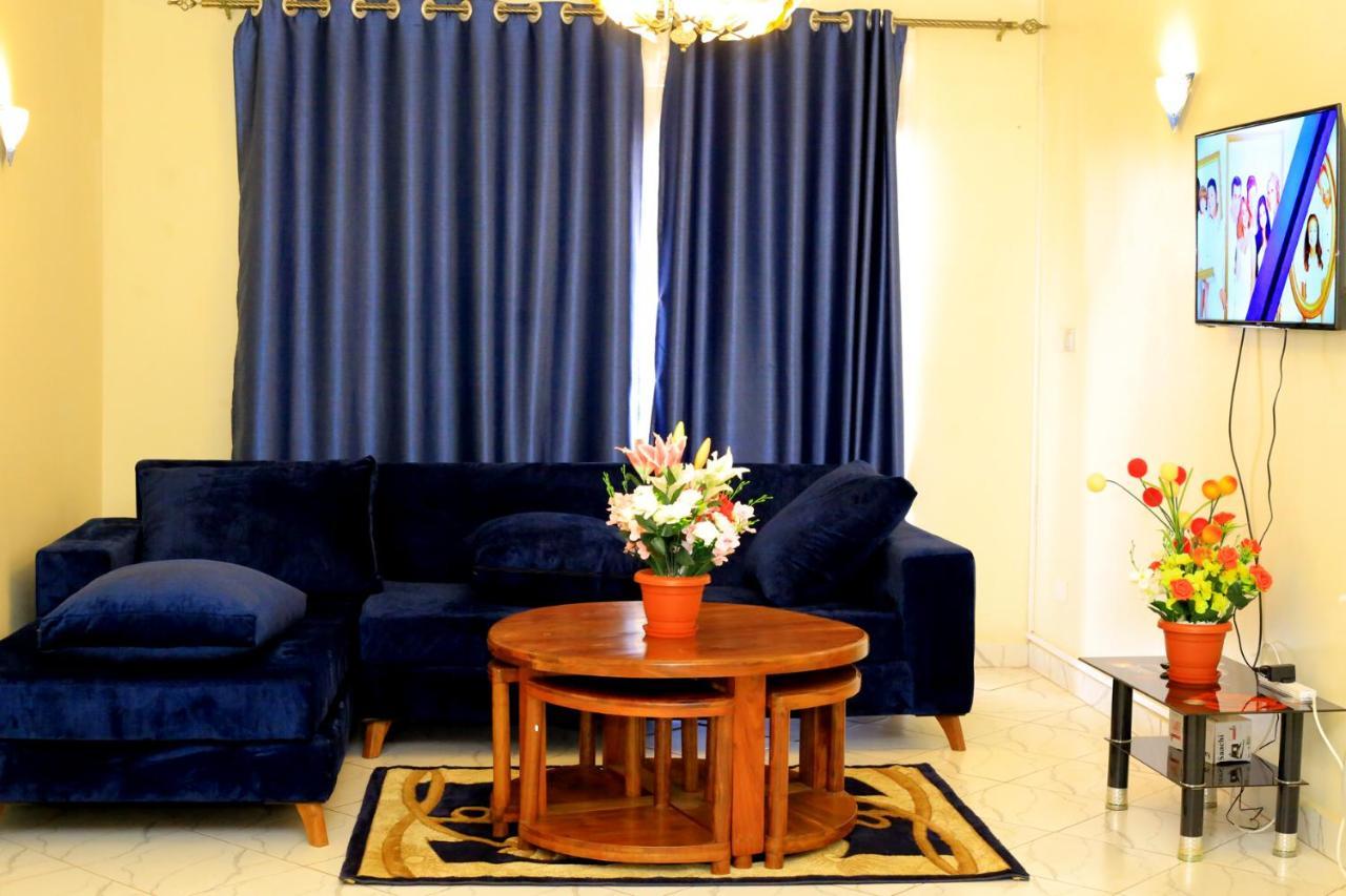 Peace Of Mind Suites 엔테베 외부 사진
