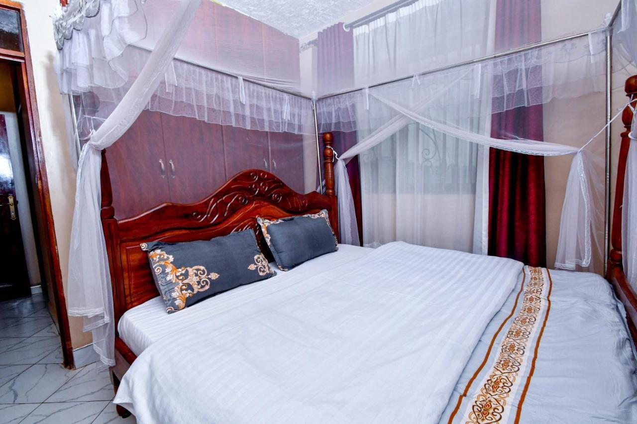 Peace Of Mind Suites 엔테베 외부 사진