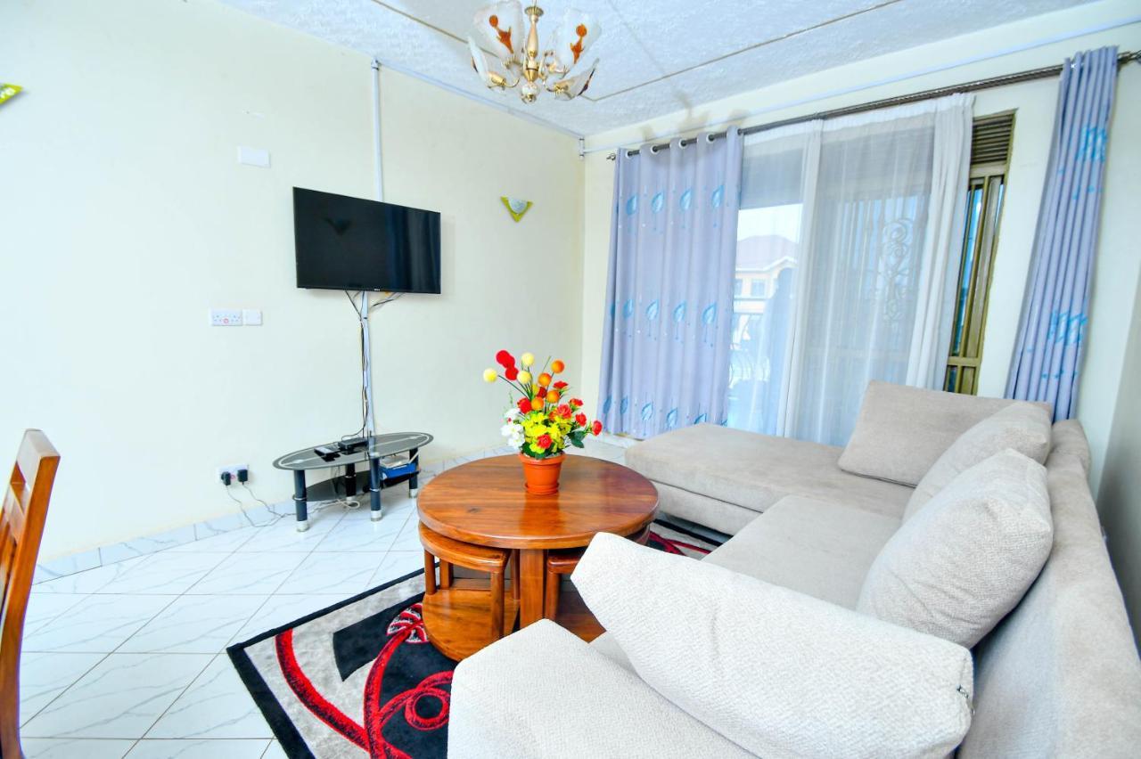Peace Of Mind Suites 엔테베 외부 사진