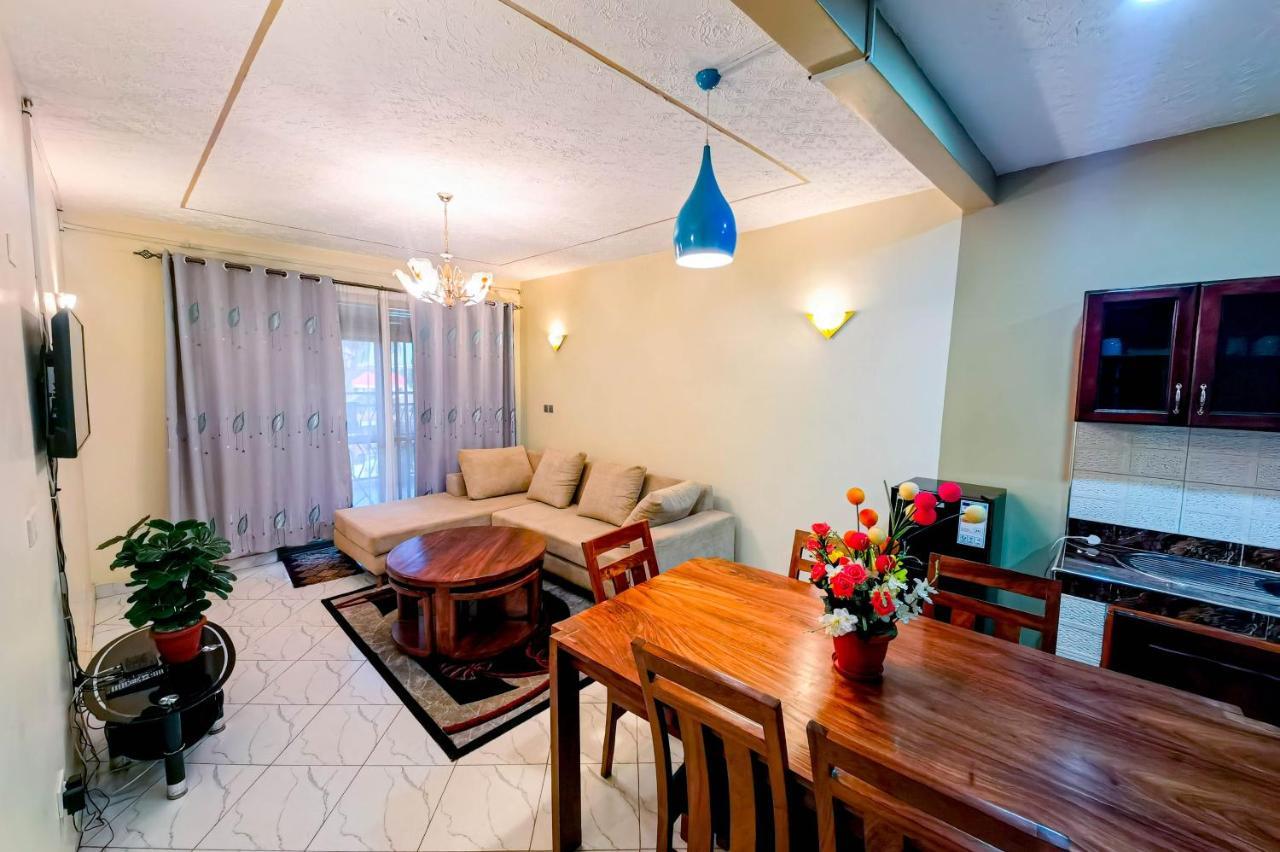 Peace Of Mind Suites 엔테베 외부 사진